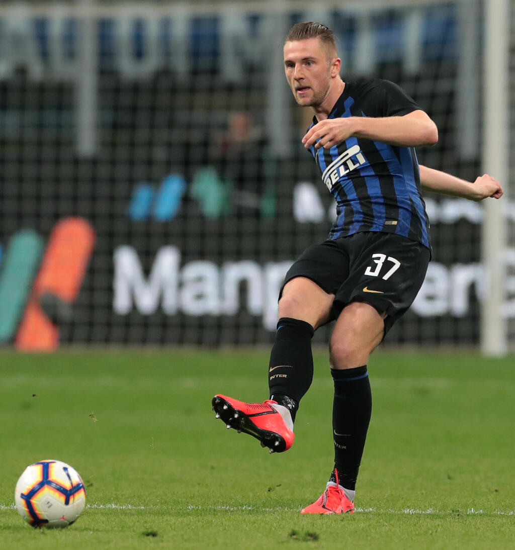 2.) Milan Škriniar - 3 milióny eur