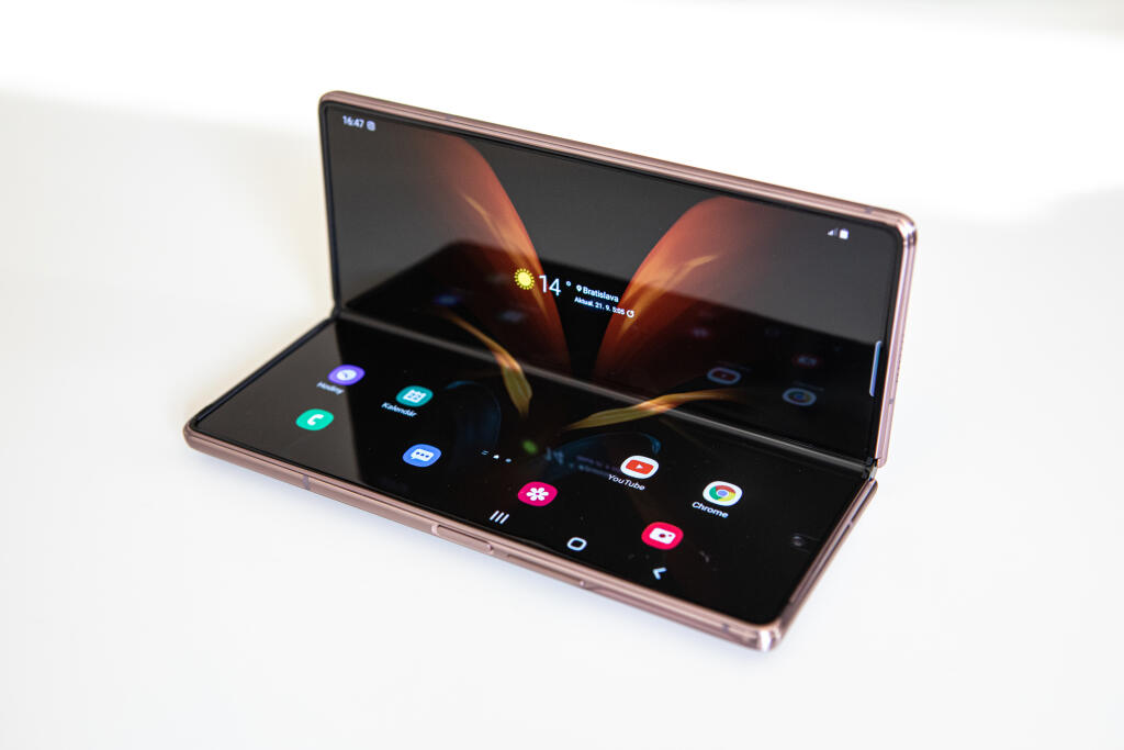 Mobilný telefón Samsung Galaxy Z Fold2