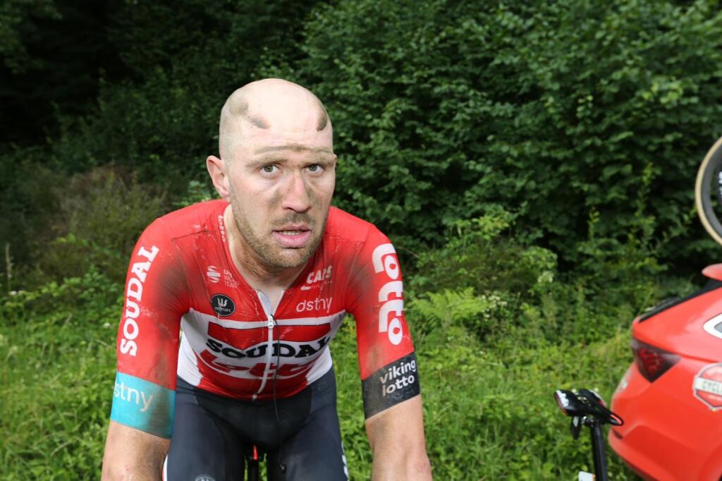 Na cyklistov čakalo jedenásť úsekov s kockami, ktoré ich v 5. etape poriadne vyčerpali a preverili. Do cieľa prišli zafúľaní ako baníci.