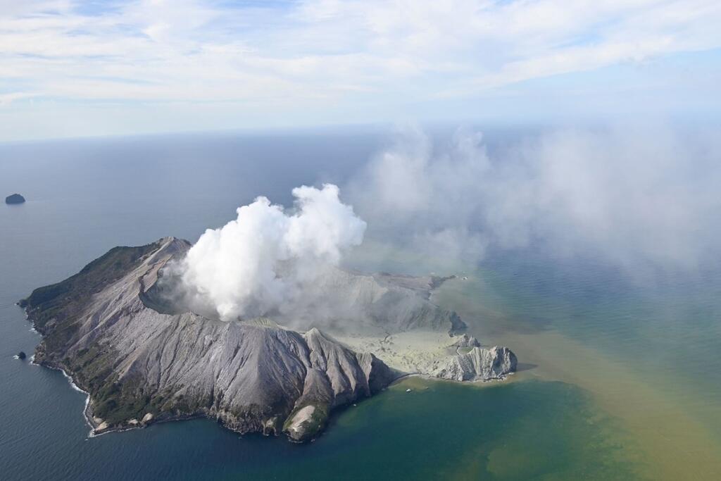 Nový Zéland vulkán erupcia turisti nezvestní