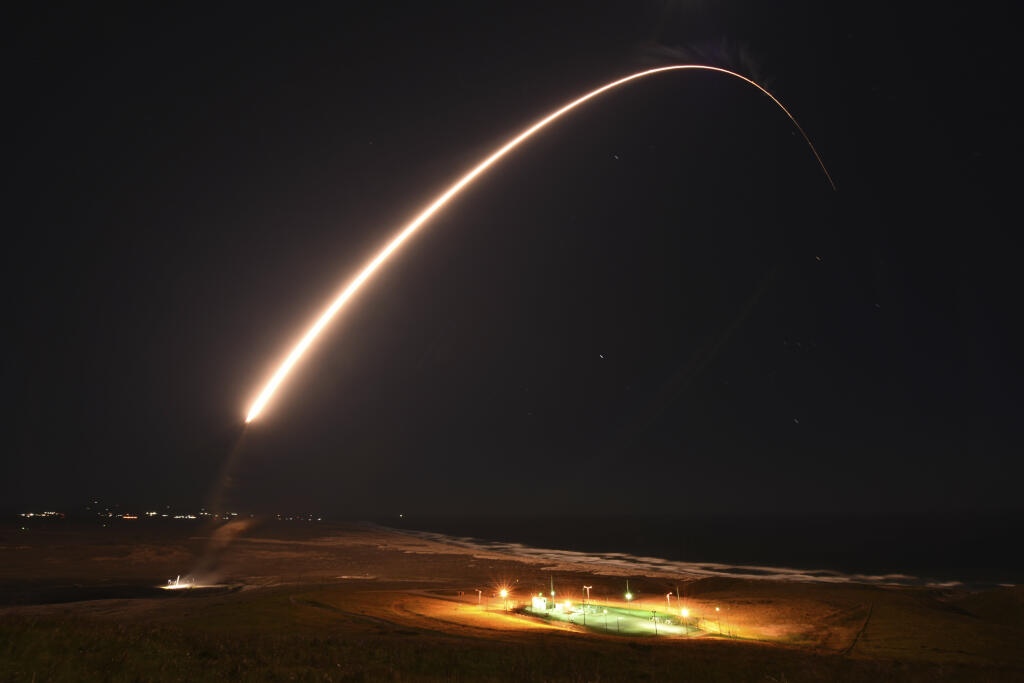 Vandenbergova základňa vzdušných síl  test medzikontinentálna balistická raketa skúška
