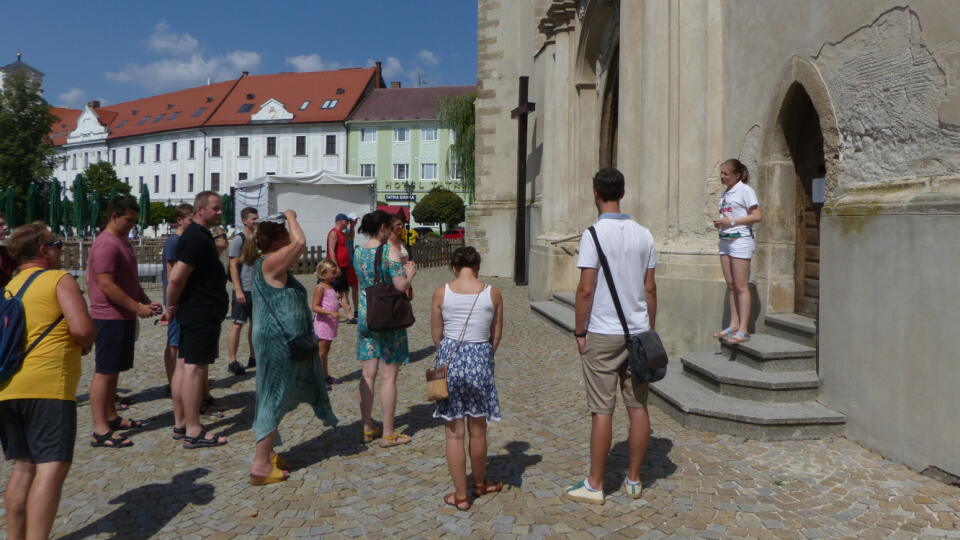 Na snímke Farský kostol sv. Michala Archanjela v Skalici, ktorý je jednou z 12 pamiatok, ktoré môžu navštíviť návštevníci na turistický pas mesta, 15. augusta 2020. EASYFOTO TASR - Vladimír Miček