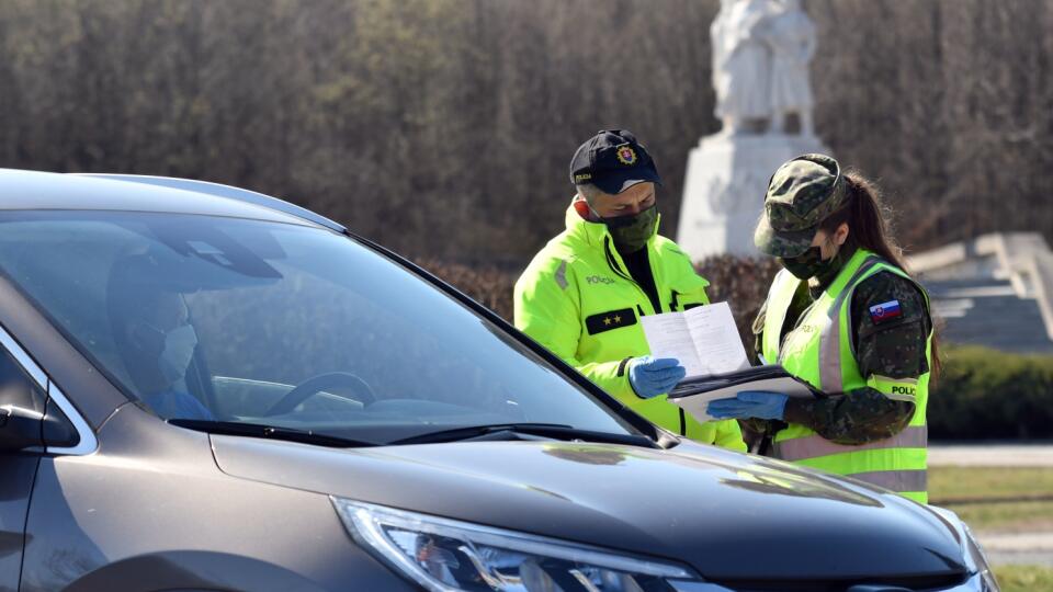 Policajná kontrola.