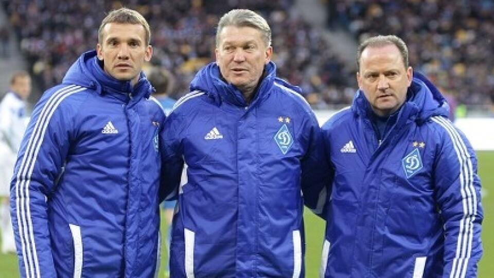 Trio ukrajinských futbalistov, ktorí sa v minulosti tešili zo zisku Zlatej lopty. Zľava Andrij Ševčenko, Oleg Blochin a Igor Belanov.