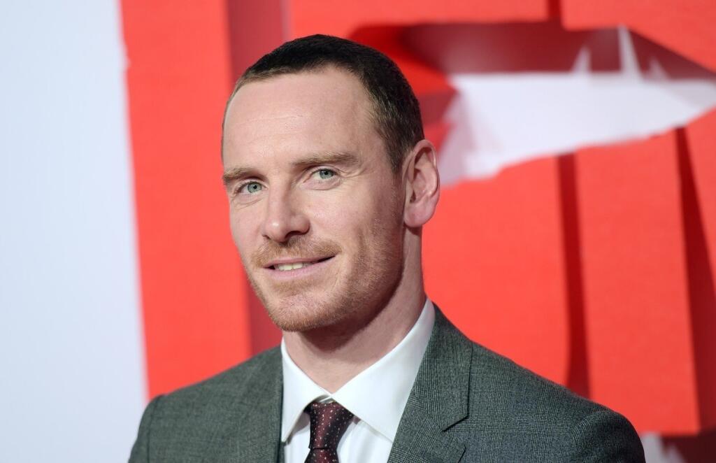 Michal Fassbender je takisto mužný typ.