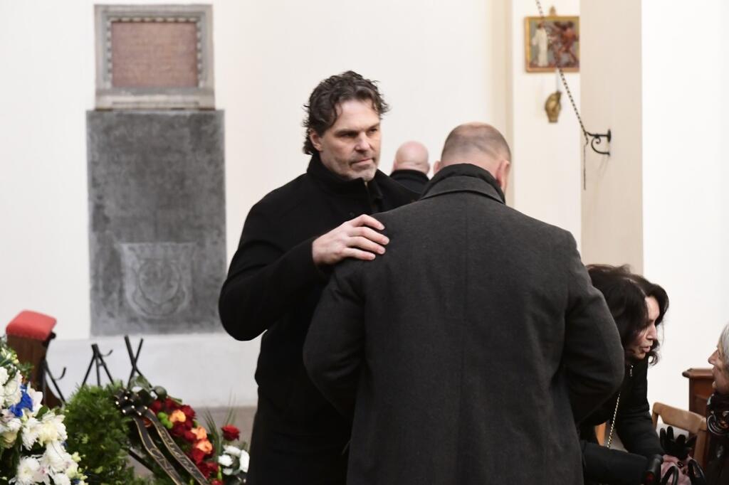 Jágr prijímal pred obradom aj po obrade kondolencie.