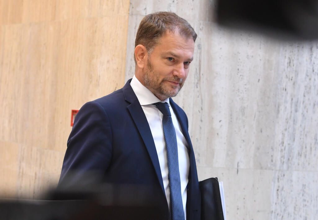 Na snímke podpredseda vlády SR a minister financií Igor Matovič (OĽaNO) prichádza na 99. rokovanie vlády 2. septembra 2022 v Bratislave. FOTO TASR - Martin Baumann