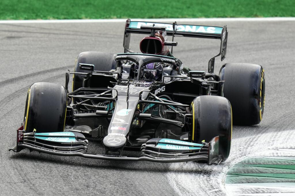 Sedemnásobný majster sveta Lewis Hamilton.