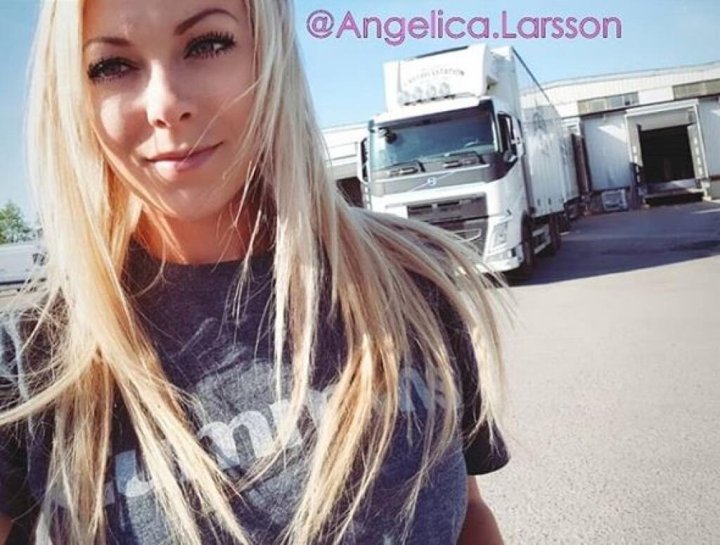 Angelica larsson в купальнике