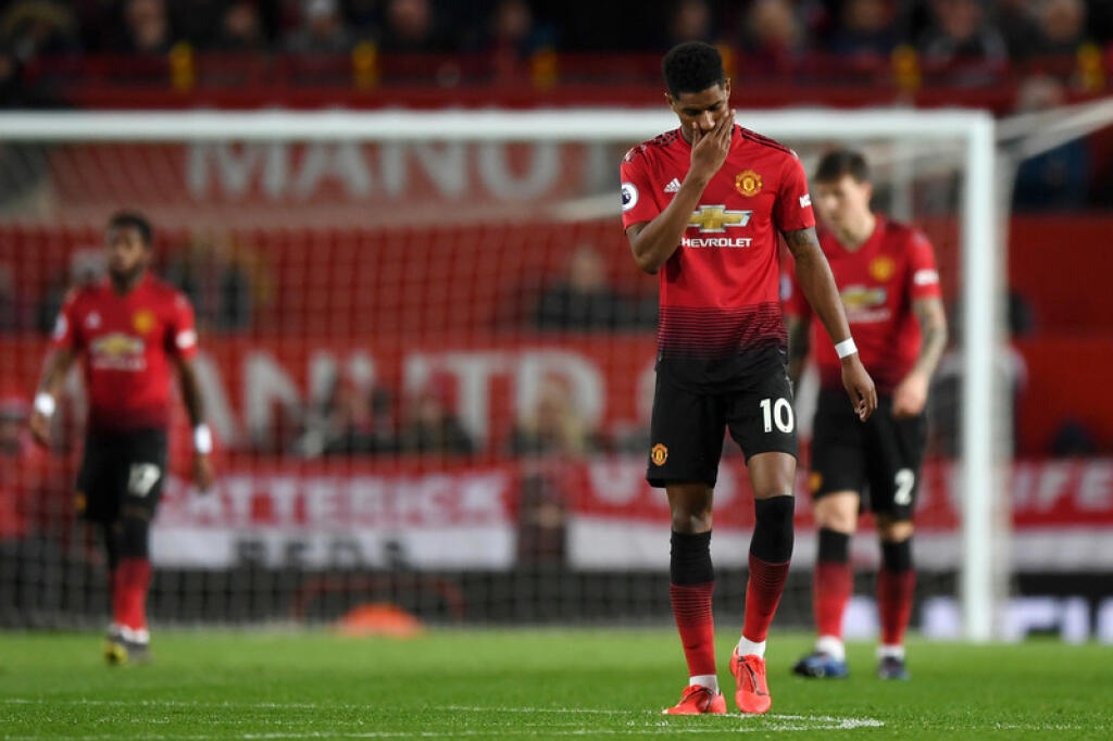 Manchester United privíta doma Chelsea.