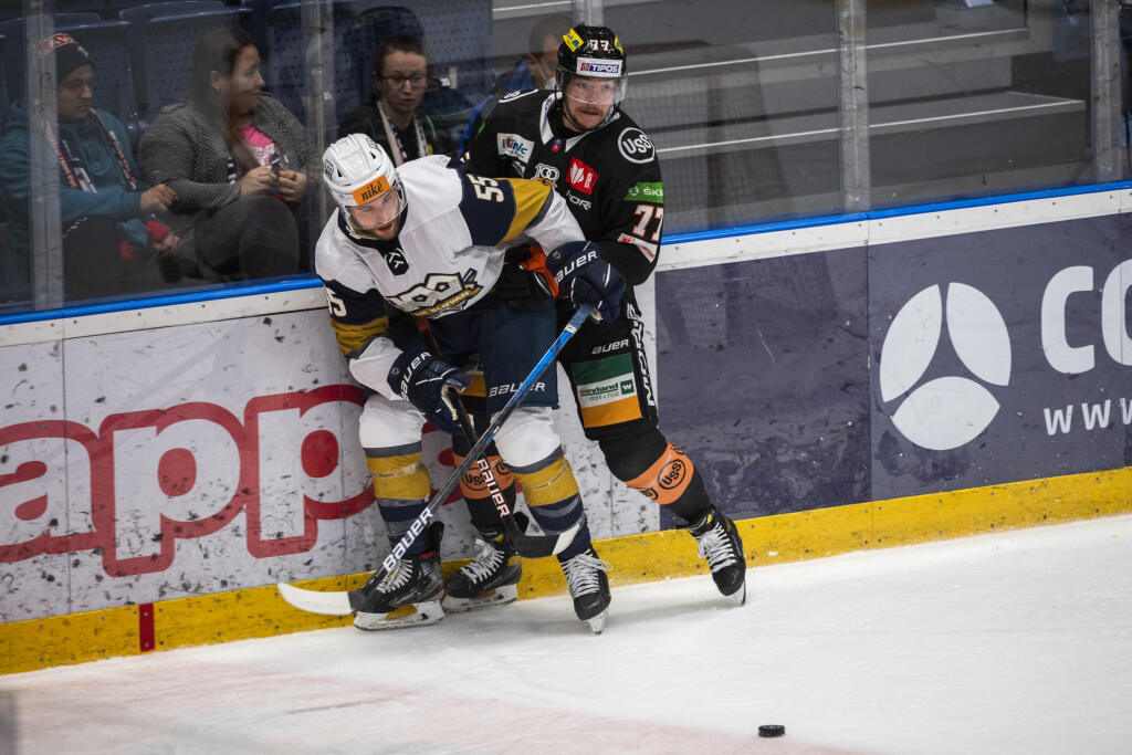 Slovan v šlágri extraligy porazil Košice tesne 3:2.