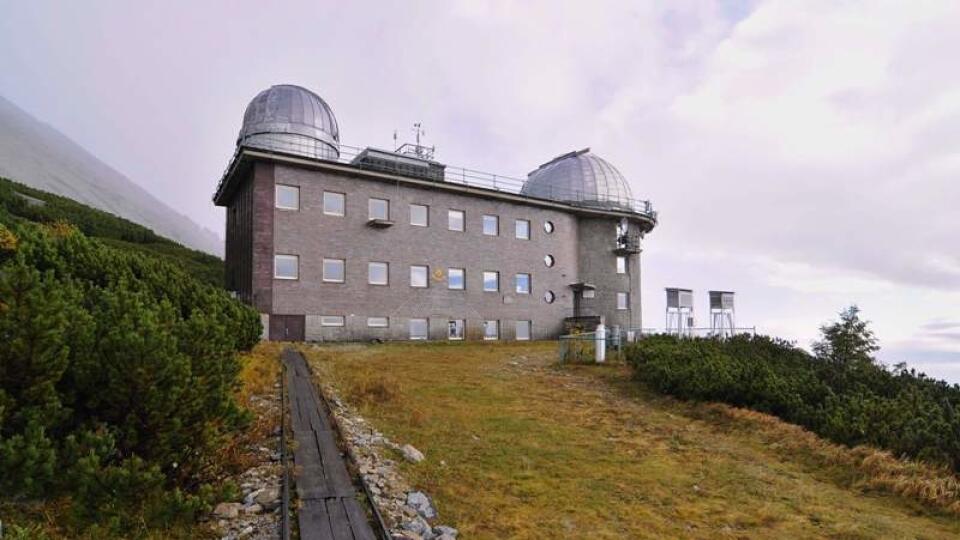 Pred 70 rokmi po prvý raz sledovali hviezdy z observatória na Skalnatom plese.