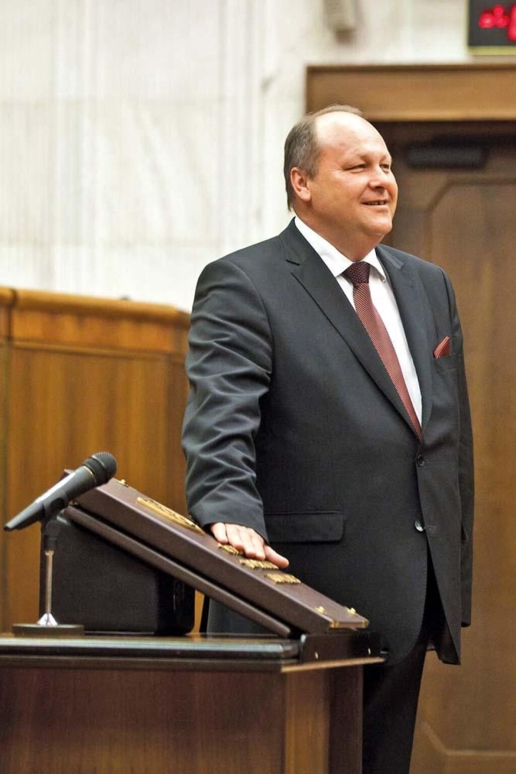 Poslanec, starosta, podnikateľ