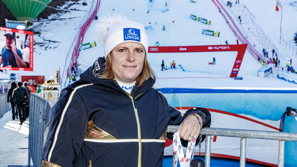 Na snímke  Veronika Velez-Zuzulová počas druhého kola obrovského slalomu svetového pohára v rakúskom Lienzi.