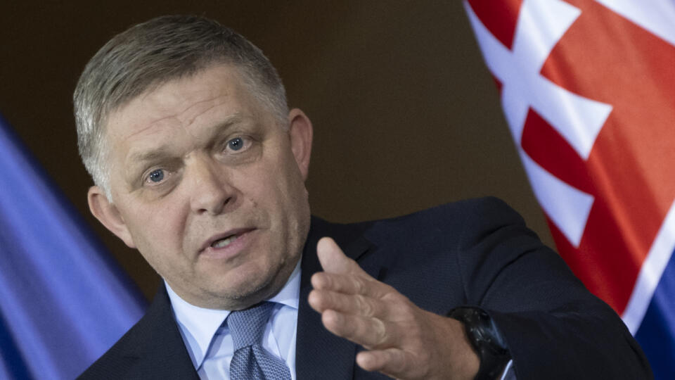 Na snímke predseda vlády SR Robert Fico (Smer-SD) počas vyhlásenia pre médiá v rámci prijatia v Berlíne u nemeckého kancelára Olafa Scholza 24. januára 2024. FOTO TASR – Martin Baumann