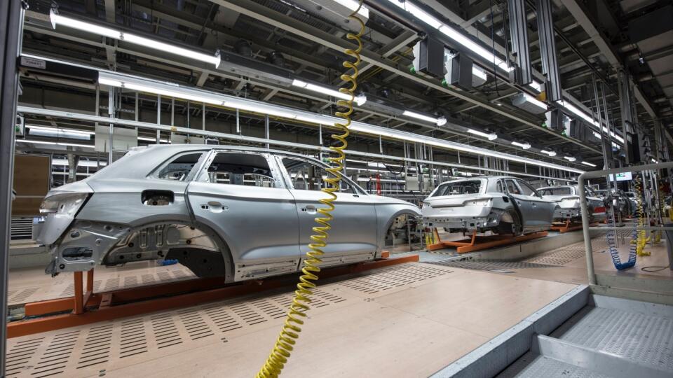 Negatívne dôsledky protipandemických opatrení pocítil najmä automobilový priemysel