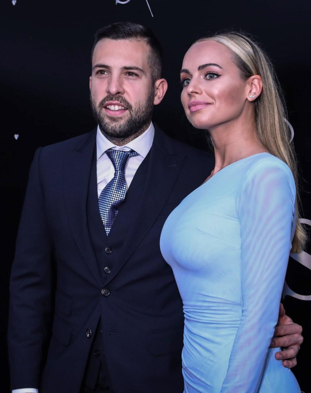 Na svadobnej párty Luisa Suareza nechýbal ani jeho spoluhráč z Barcelony Jordi Alba.