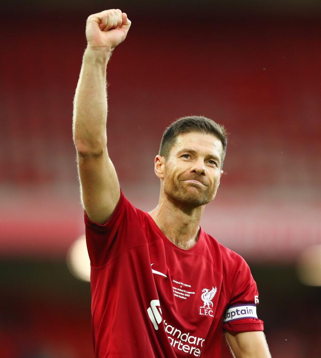 Spoločnosť mu robili takí hráči ako Xabi Alonso či Roy Keane