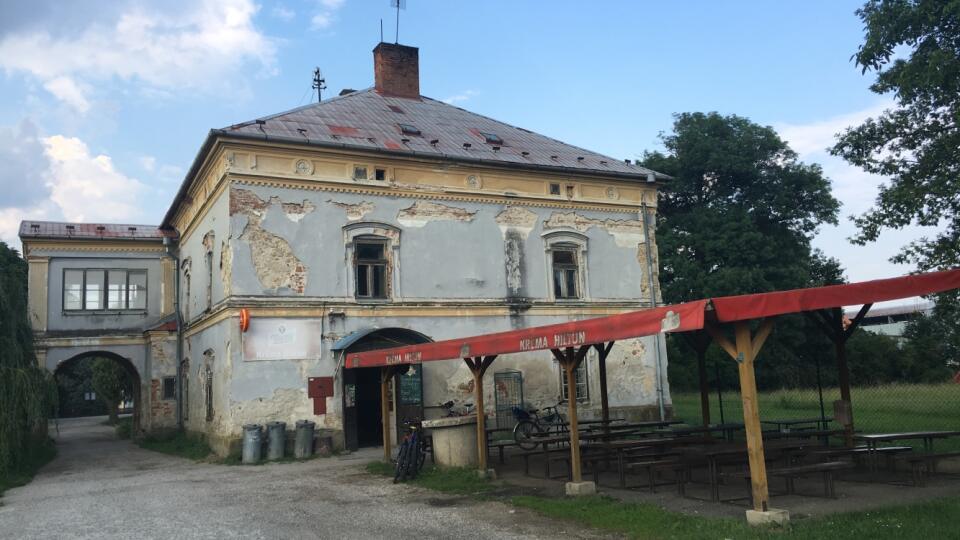 Nemšová-Kľúčové: Kaštieľ z druhej polovice 17. storočia už dlho chátra.