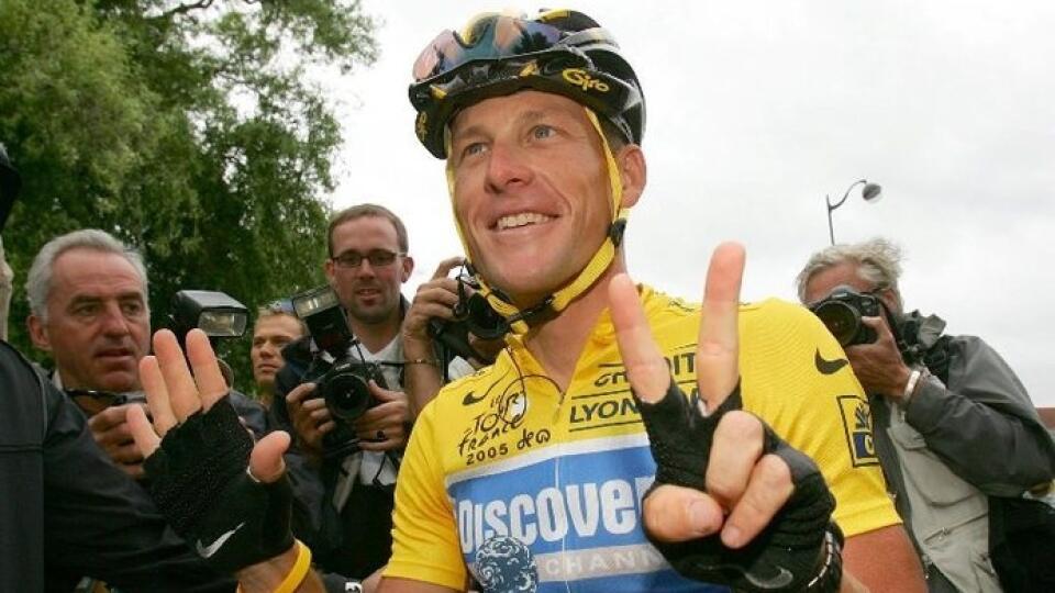Lance Armstrong vyhral Tour de France sedemkrát. O všetky triumfy prišiel pre doping.