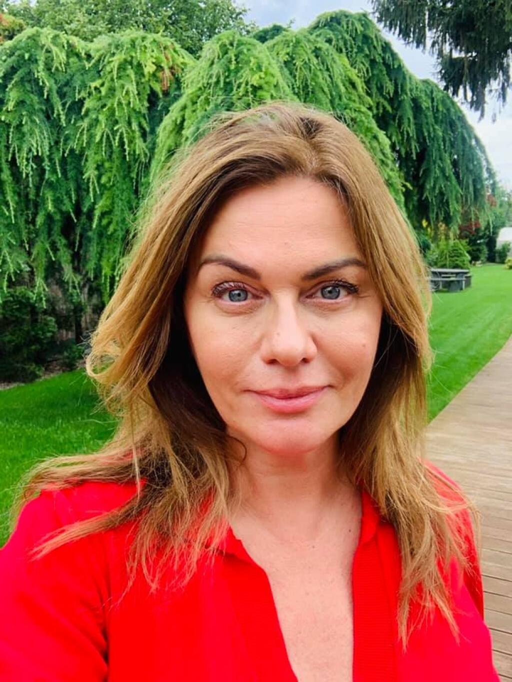 Monika Beňová býva v zrekonštruovanom dome vo Vrakuni. Záhrade je oázou pokoja.