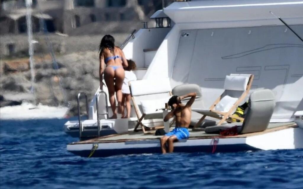 Georgina sa stará aj o nevlastné deti, ktoré si do ich vzťahu priviedol Ronaldo.