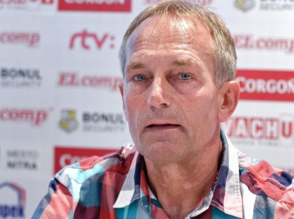Na archívnej snímke futbalový tréner Ladislav Jurkemik.