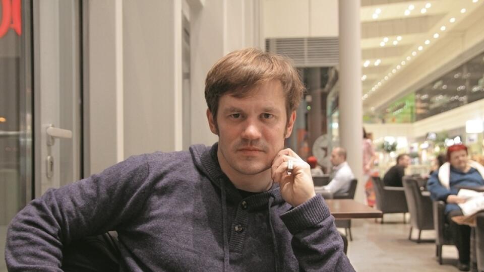 Peter Nádasdi: Okrem herectva si skúsil aj hudobnú kariéru, či prácu na úrade.
