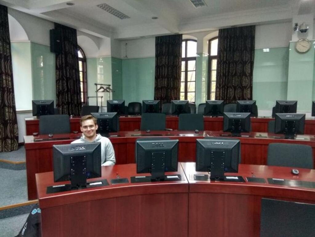 Chýbal mu adrenalín, tak išiel študovať na elitnú univerzitu v Šanghaji