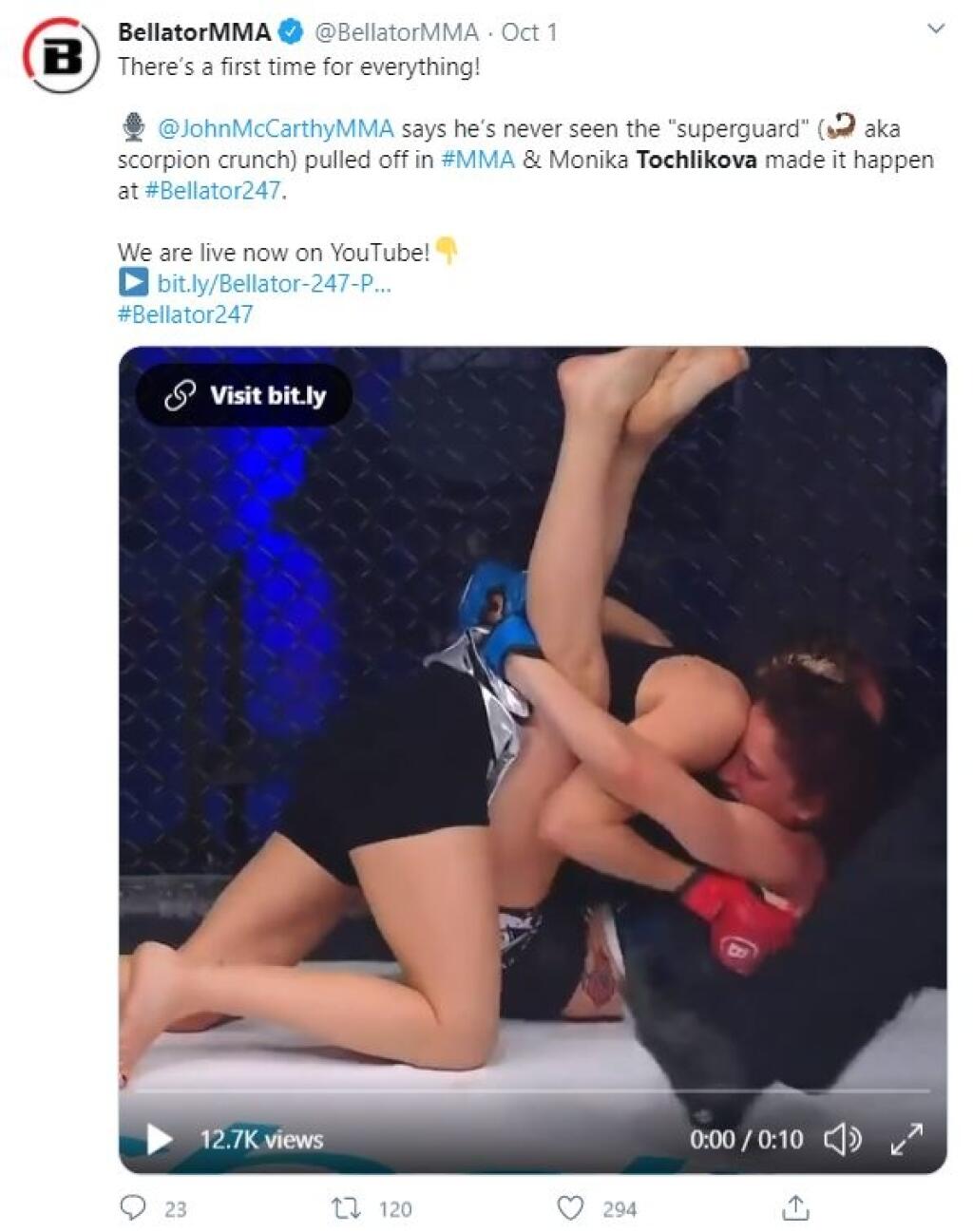 Na účet Chochlíkovej sa Bellatoru aj mnohým ďalším prestížnym médiám podaril trapas, ktorý si po skvelom výkone nezaslúžila. Tentoraz si nepomýlili jej národnosť so slovinskou, ale totálne jej skomolili priezvisko. Žeby prestížna organizácia nevedela, kto vlastne v jej radoch bojuje?