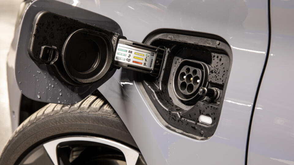 Cupra Leon - prémiová verzia rodinného Plug-in-hybrid kombi od automobilky Seat.