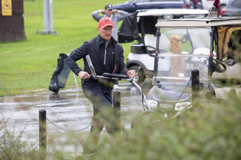 Svoje golfové zručnosti na charitatívnom turnaji predviedol aj bývalý útočník Marcel Hossa.
