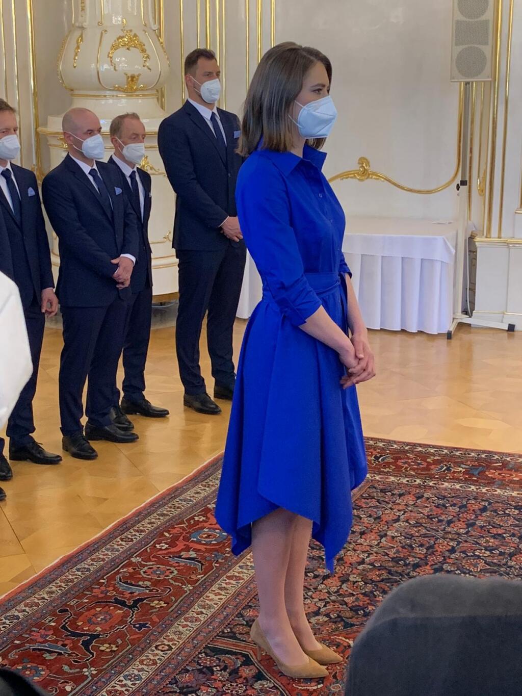 Lyžiarka Petra Vlhová spolu s tímom u prezidentky Zuzany Čaputovej.