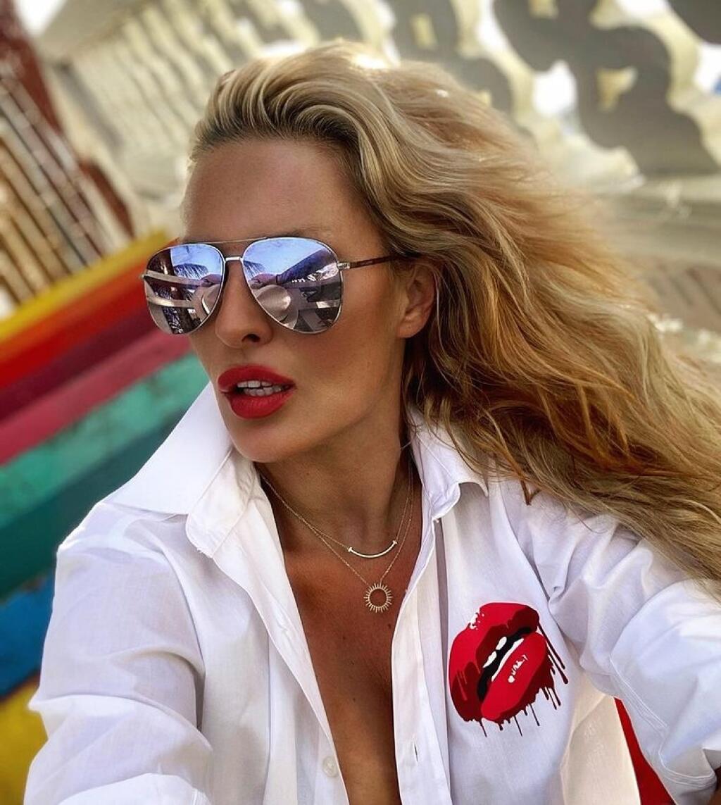 Simona Krainová
