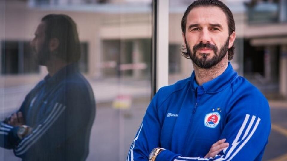 Vedenie futbalového Slovana v najbližších hodinách odvolá trénera Martina Ševelu