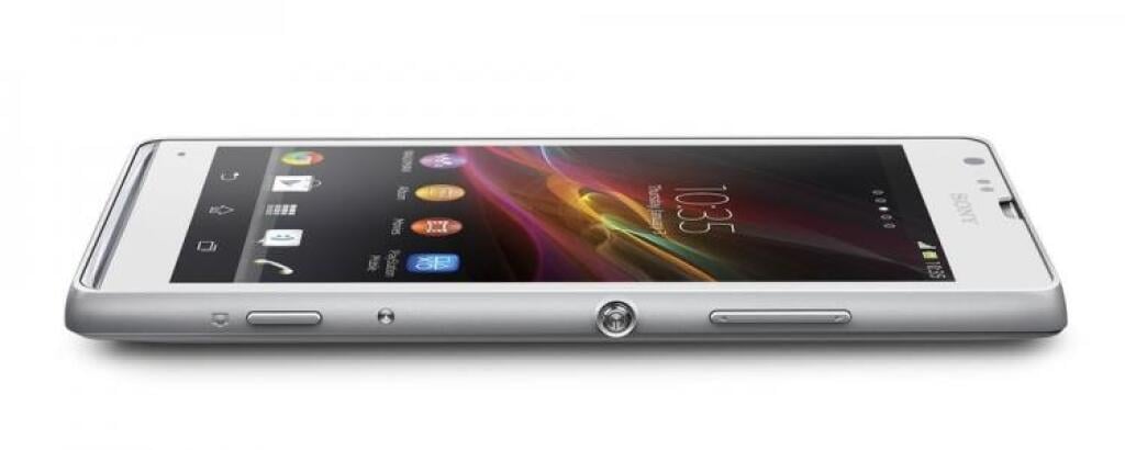 Sony Xperia SP: Mobil, čo sa hrá s farbami