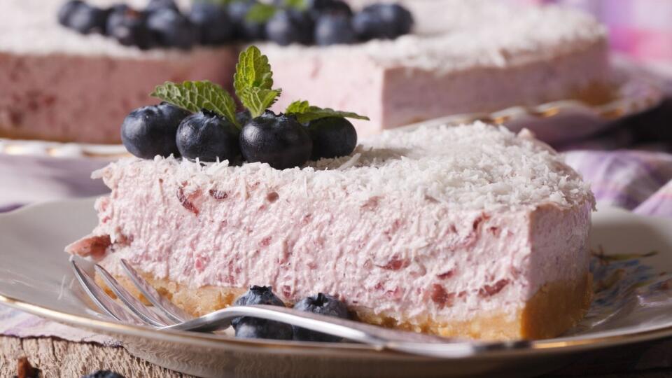 Nepečená torta s čučoriedkovo-banánovým krémom