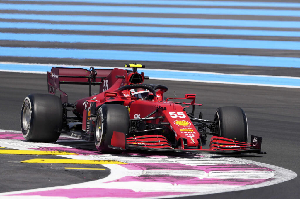 Carlos Sainz prežíva premiérovú sezónu vo Ferrari.