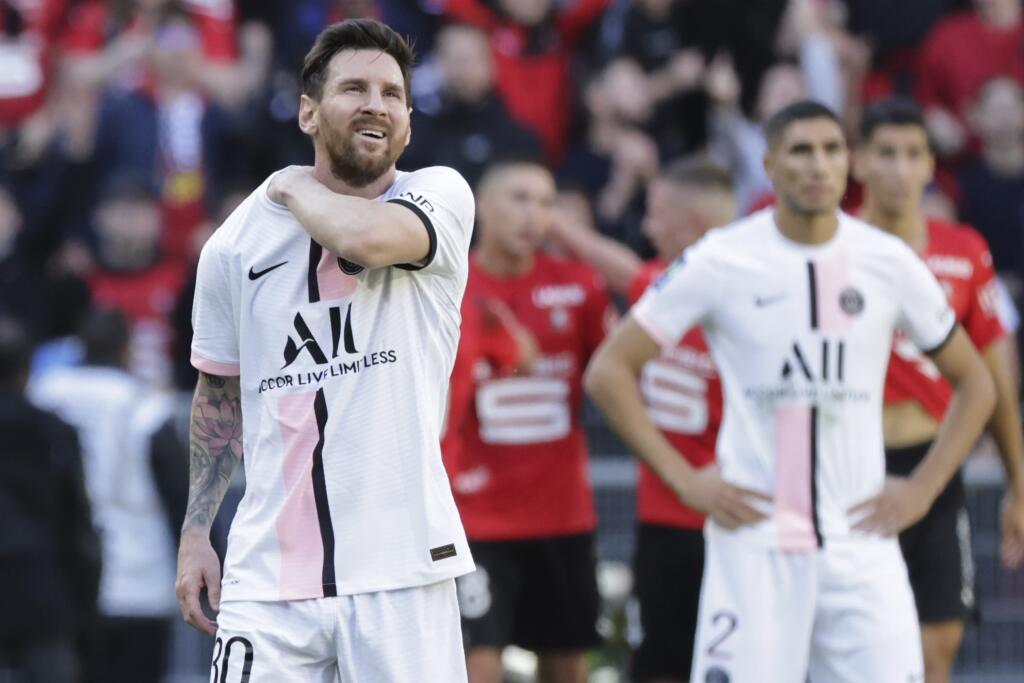 Messi strelil 125 gólov v 156 zápasoch, v oboch štatistikách je pred ním len Ronaldo