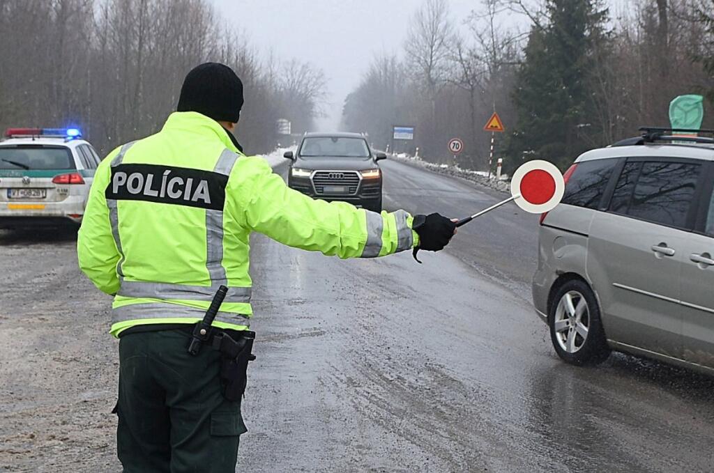 SR Vysoké Tatry poľadovica cesta polícia POX