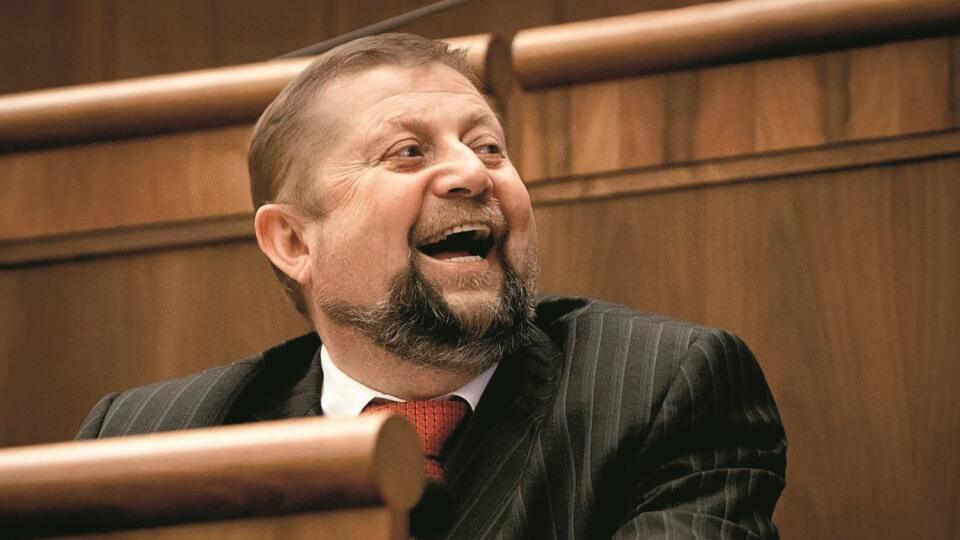 SUDCA ŠTEFAN HARABIN Roky šéfoval Najvyššiemu súdu, zabával sa na rovnakej žúrke ako Salmanovovci.