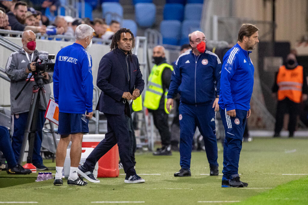 Christian Karembeu sa tento týždeň objavil v Bratislave ako športový riaditeľ Olympiakosu Pireus. Na grécky tím čakal odvetný duel play-off Európskej ligy so Slovanom.