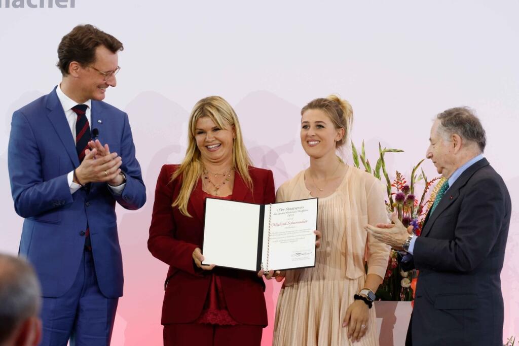 Manželke legendy F1 robila spoločnosť ich dcéra Gina a rodinný priateľ Jean Todt.