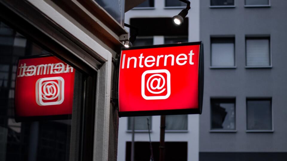 Internet