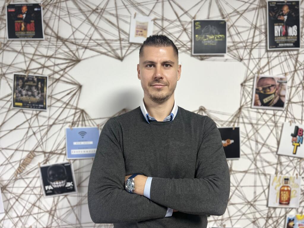 Za produktami influencerov stojí Marko Šebesta s agentúrou Evency