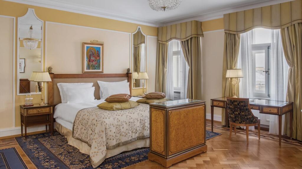 Cena izby na jednu noc sa pohybuje od 400 eur.