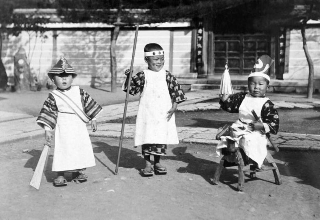 Japonských samurajov drvia draci z pevniny