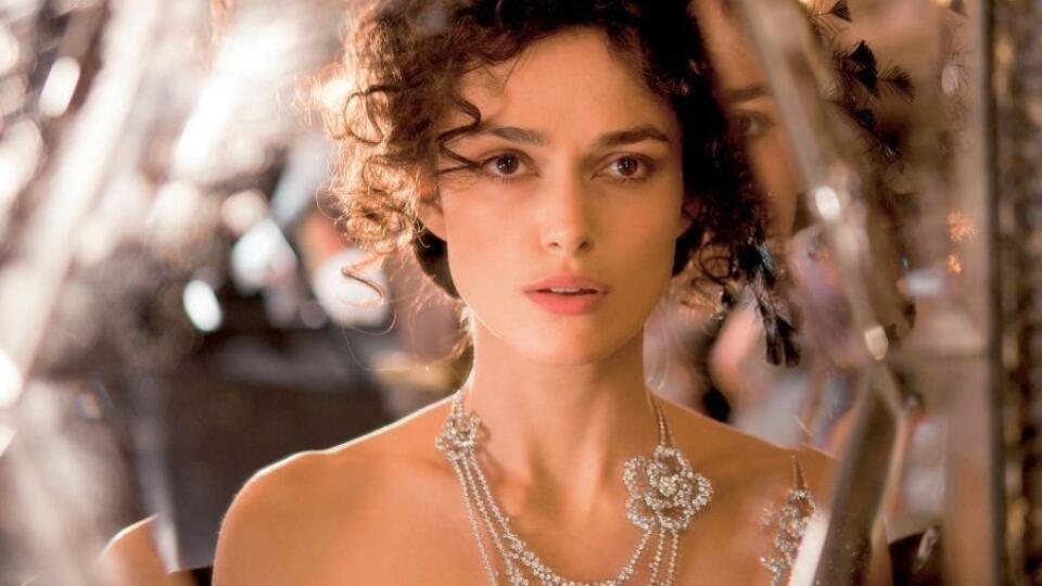 Keira Knightley je pre Rusov vraj príliš kostnatá na to, aby hrala Annu Kareninu.