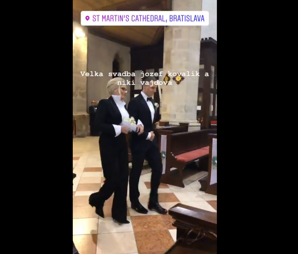 Nechýbali ani emotívne zábery zo sobáša na sociálnej sieti.