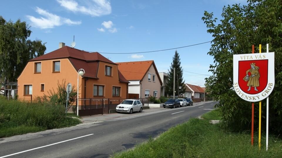 Obec: Slovenský Grob cez víkend
pozýva na husacie hody.